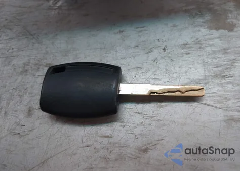 2019 Ford Fiesta Se z USA, uszkodzony, nr VIN 3FADP4EJ8KM132791